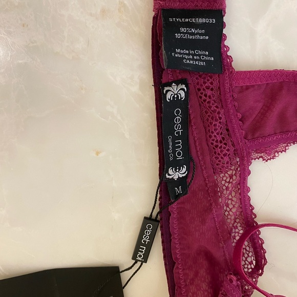 BNWT medium sized bralette - Picture 4 of 4